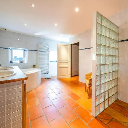 Mansion In With Pool & River, Cleaning Included Дом отдыха Buzet-sur-Tarn