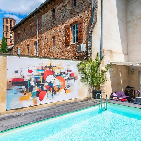 Mansion In With Pool & River, Cleaning Included *